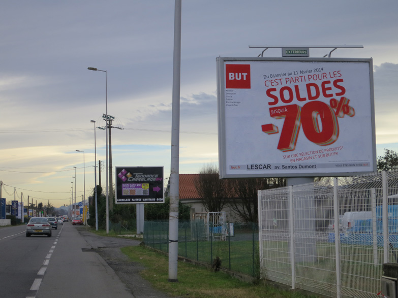 Exemple d'affichage 4x3m réalisé par Exterieurs dans les départements 64, 65 et 31